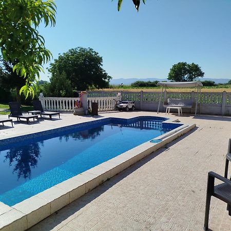 V & V Villa Lalince Kültér fotó
