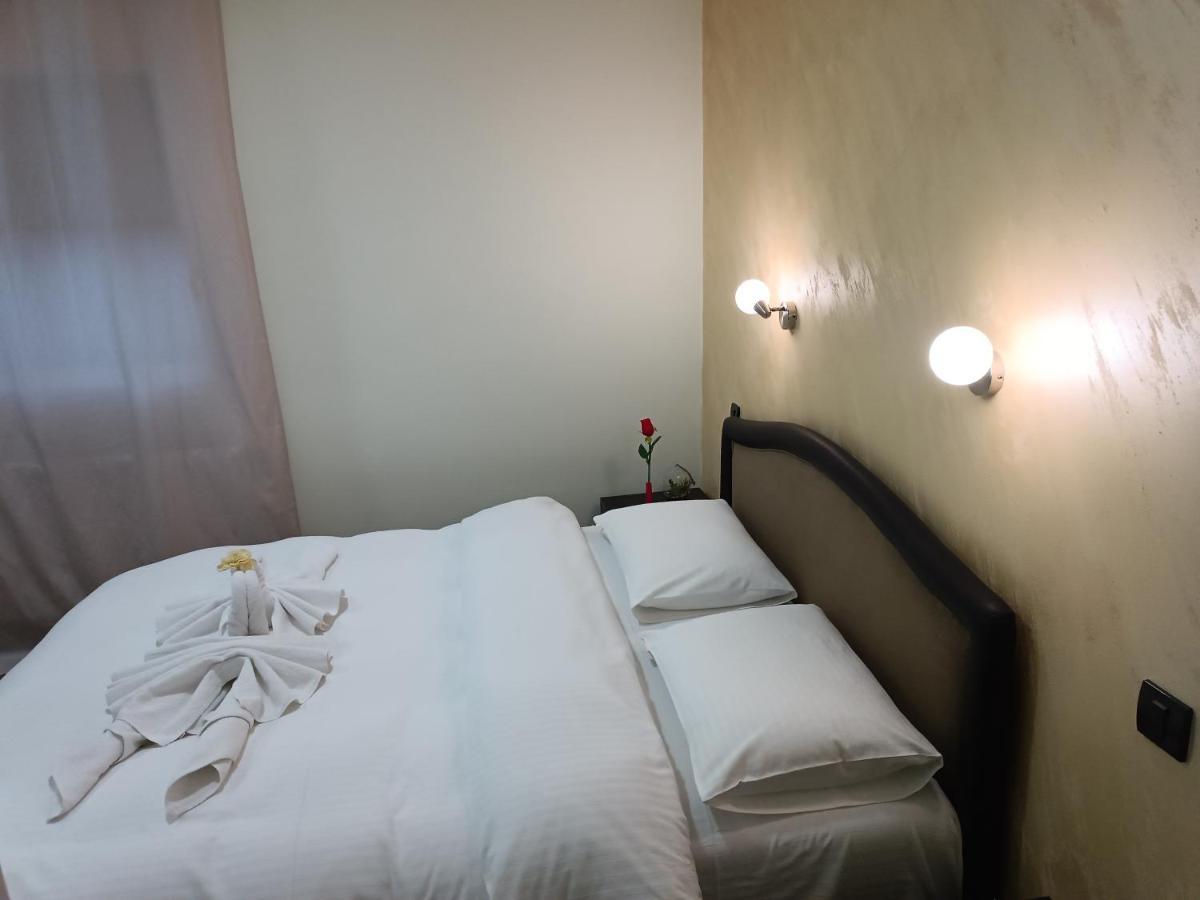 V & V Villa Lalince Kültér fotó