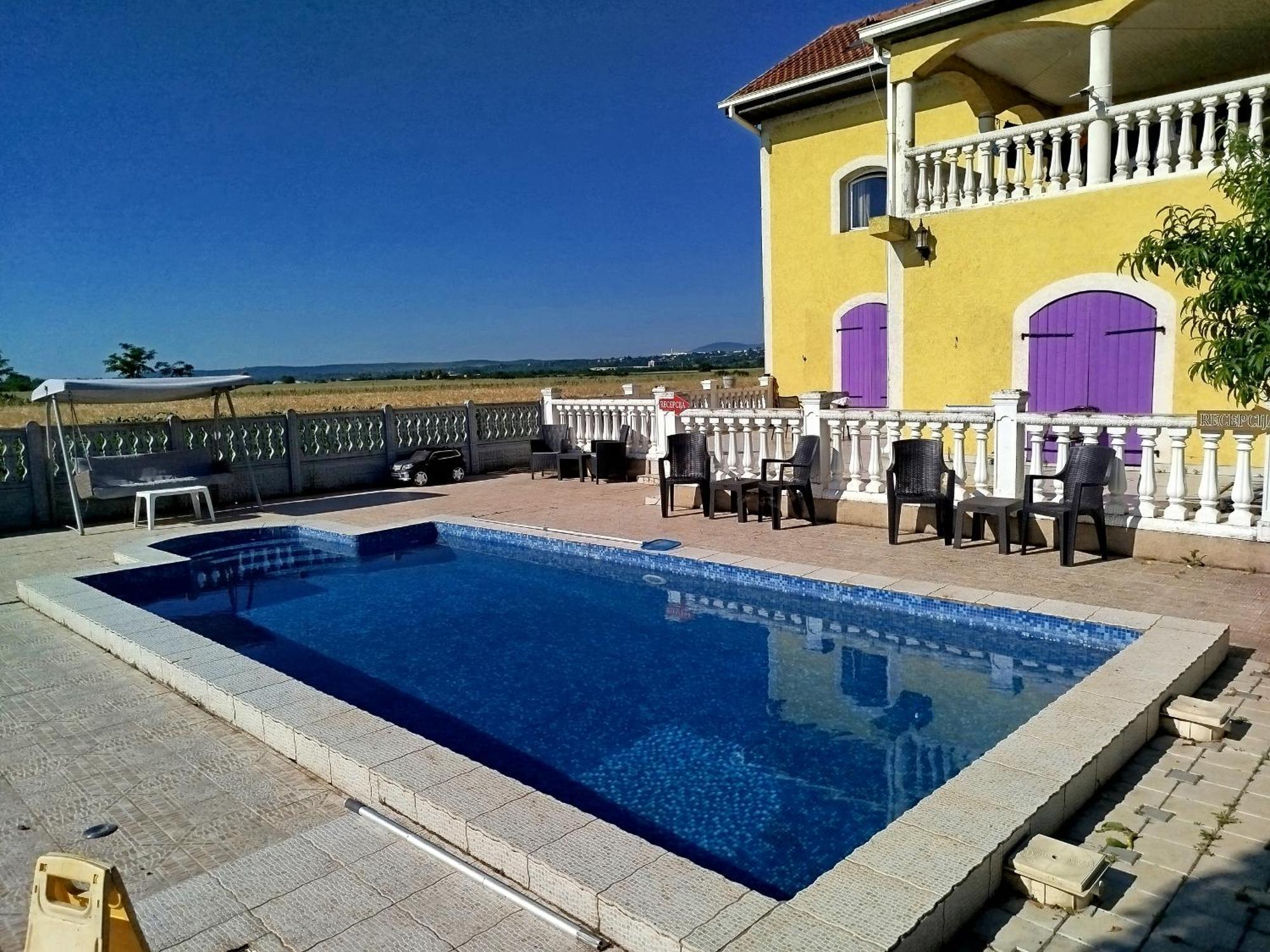 V & V Villa Lalince Kültér fotó